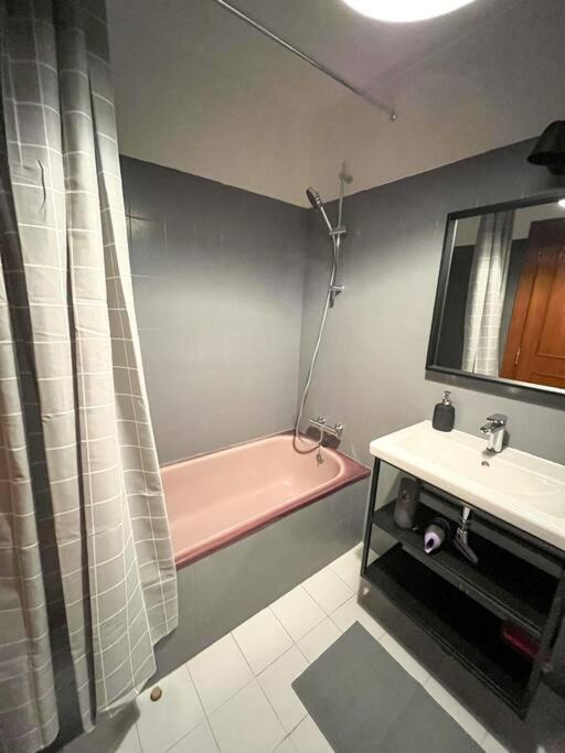 Esplanada-Zona Central-Perto Praias-Estacionamento Gratuito เซตุบาล ภายนอก รูปภาพ